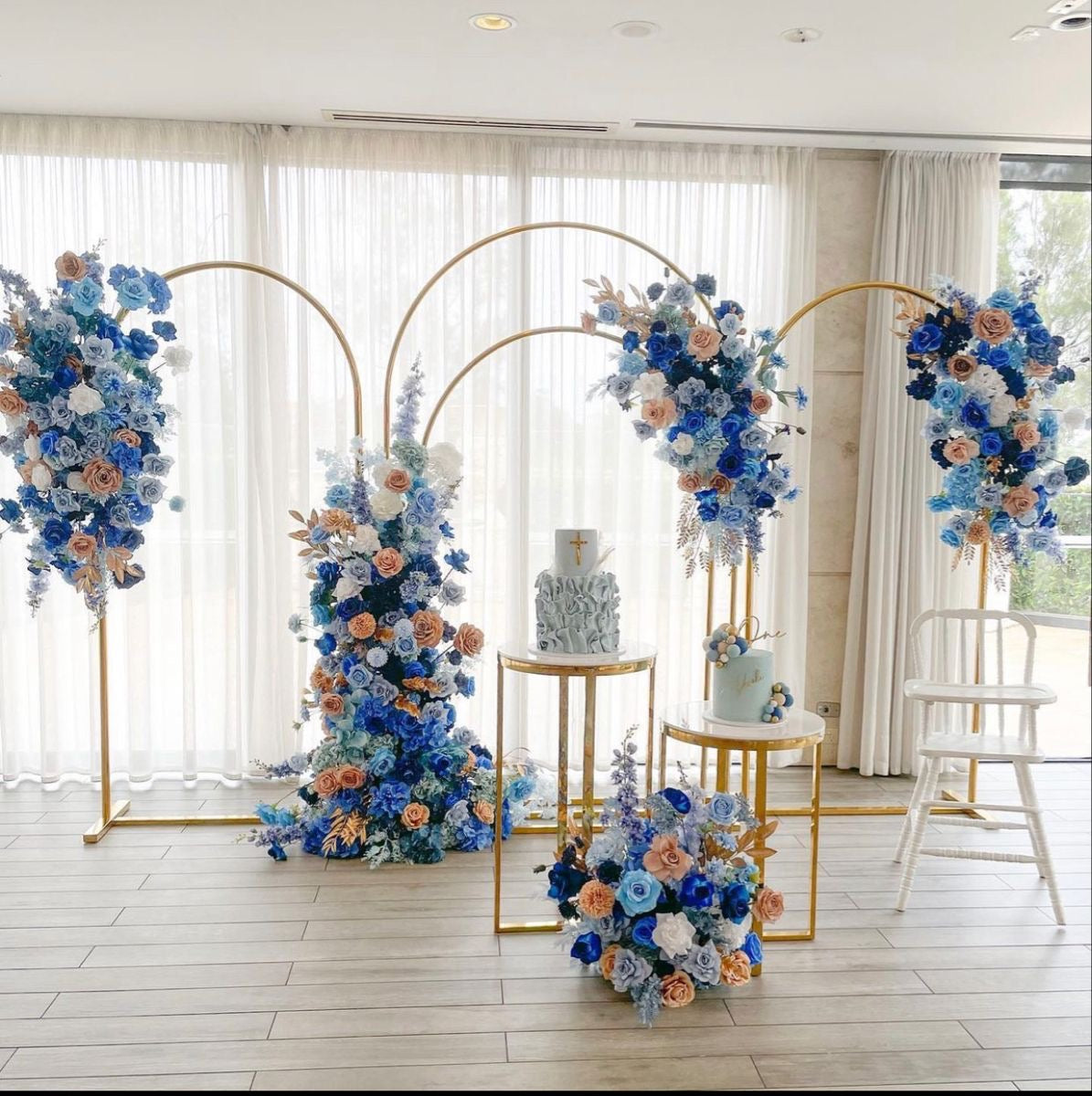 ARCH METAL STAND